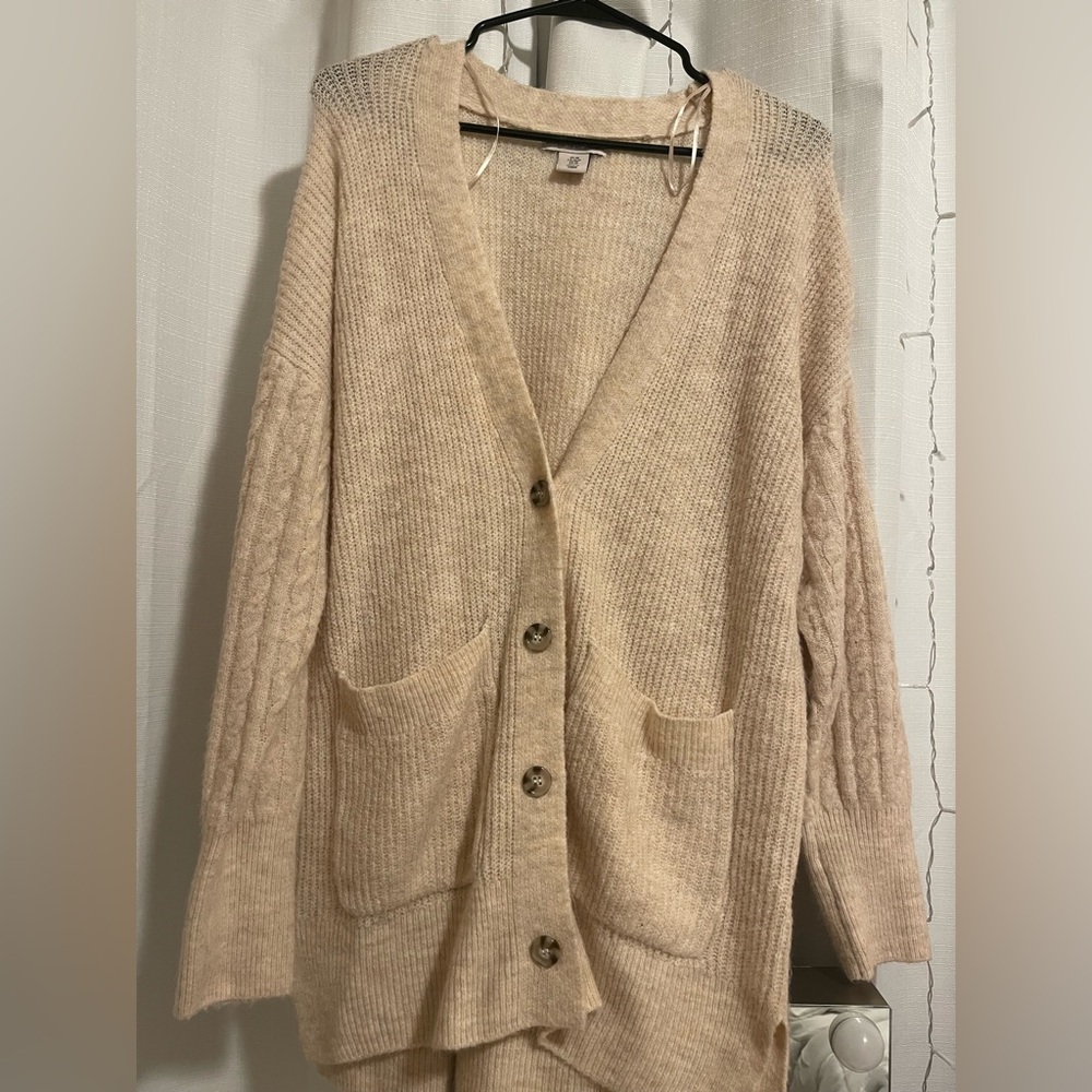 Women's FALL Cozy Beige Buttoned Cardigan Sweater